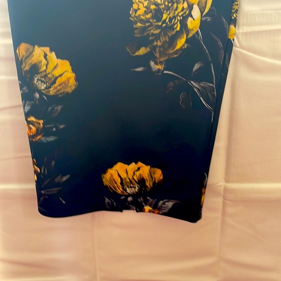 Misguided High Waisted Navy Blue & Mustard Floral Skirt - Picture 4 of 5